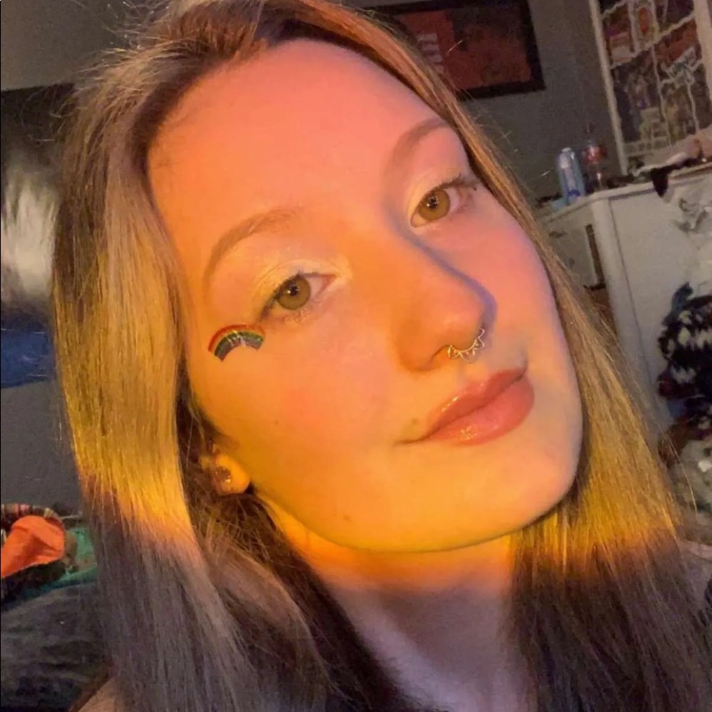 Meet your Posher, Katelynn